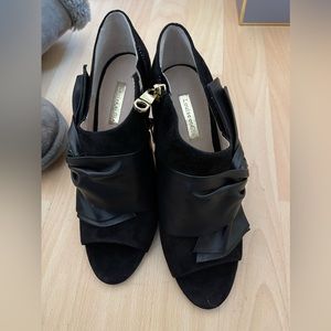 Louise et Cie Shoes | Suede & Leather Open Toe Bootie | Color black 7 Medium